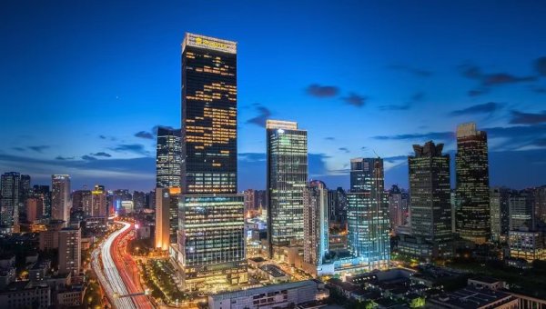 泸深通 LV再放大招！热闹以外，我们看到了一些别的